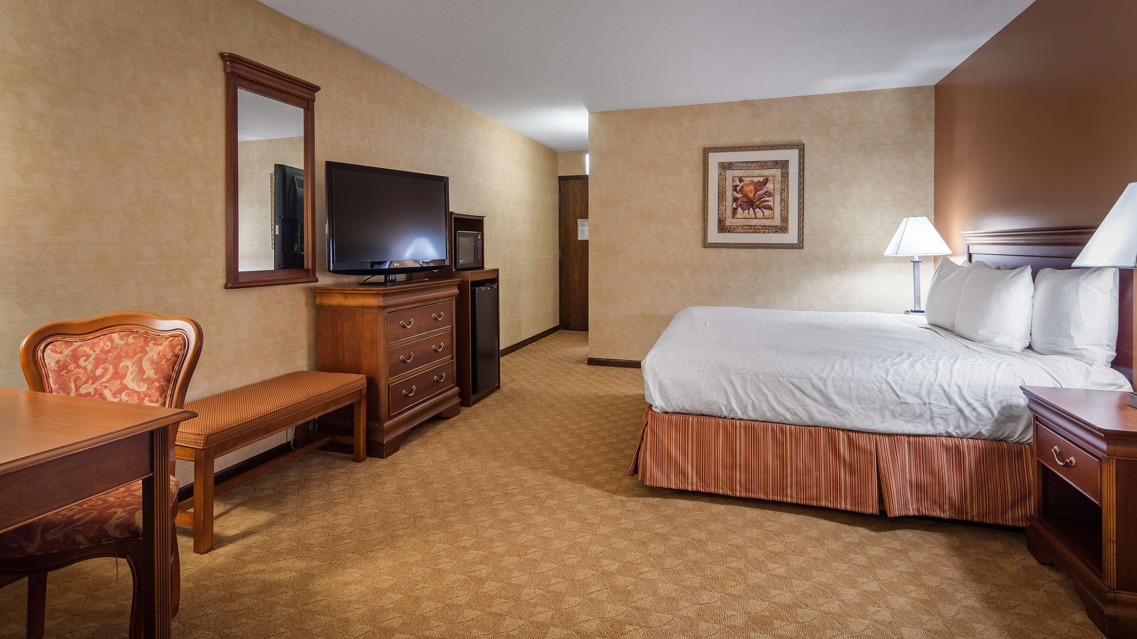 Hotel Western Of St. Charles